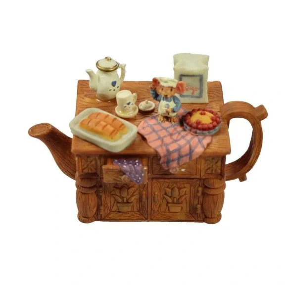 Vintage Mouse Baker Kitchen Teapot Music Box Figurine Chef Cooking Novelty 90s