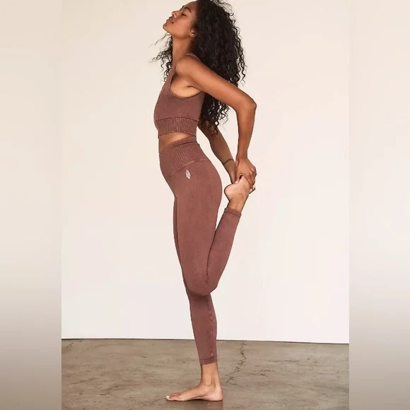 NWOT Free People Movement High-Rise 7/8 Length Good Karma Leggings