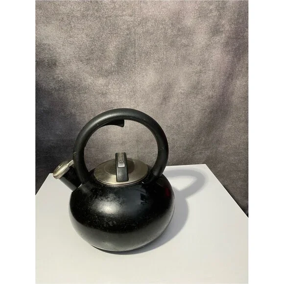 Cuisinart Aura 2 Qt Black Porcelain Enamel Steel Stovetop Tea Kettle