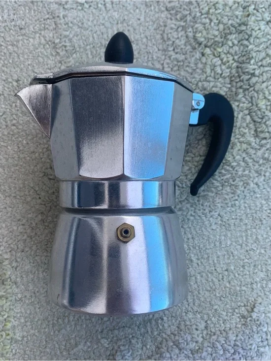 Classic Italian Aluminum Stovetop Moka Pot (3-Cup / 4.4 oz)