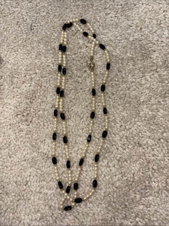 12-Classic Pearl and Black Bead Double Strand Necklace - Unbranded