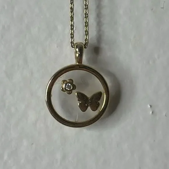 Pressed Flower and Butterfly Gold Dainty Pendant and Chain Necklace