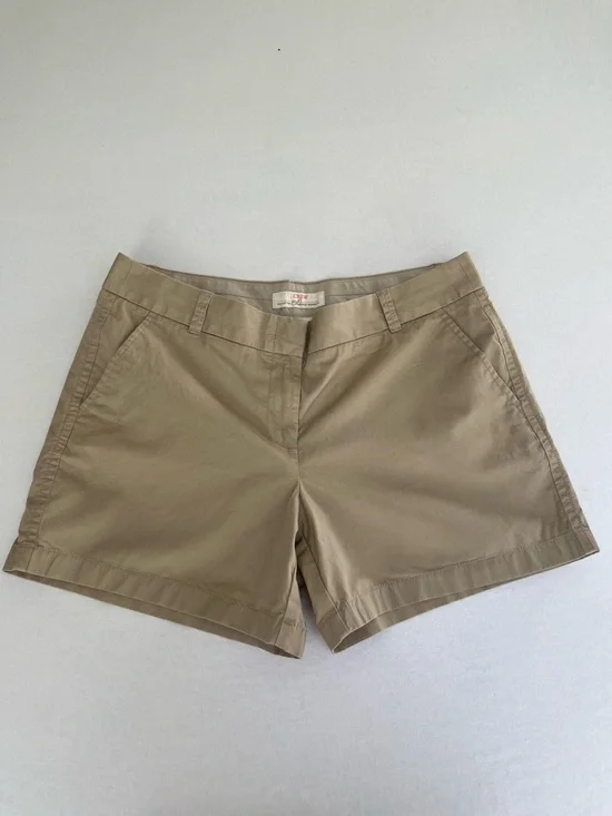 J.Crew Woman’s Broken-In Chino Khaki  Beige Shorts 100% Cotton Size 12 Gorpcore