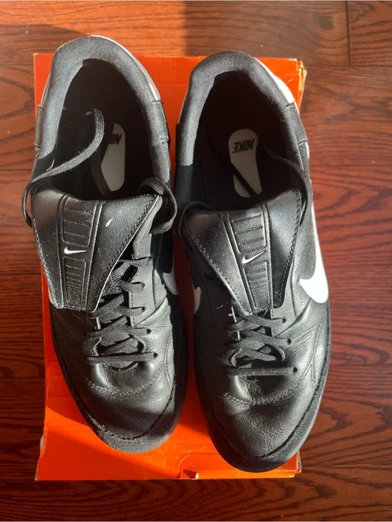 Men’s Nike Premier III TF Artificial Turf Soccer Cleats