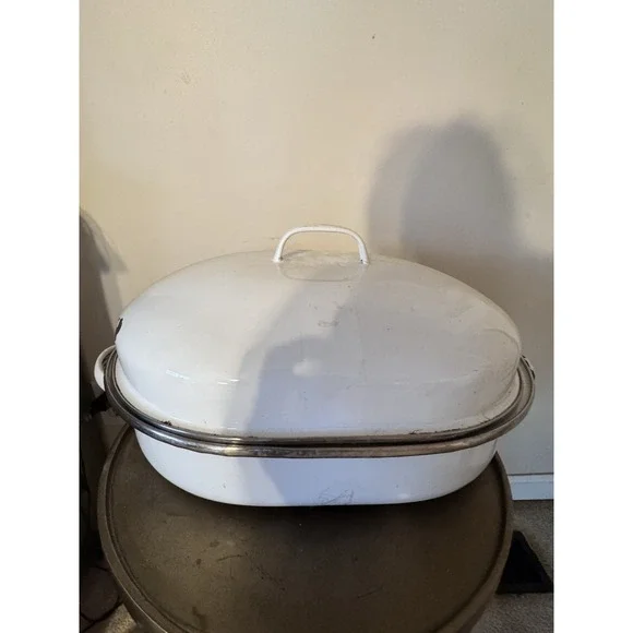 Large Antique Vintage Enamelware Roasting Pan Two Pc Set