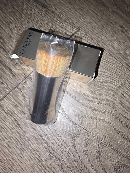 Lancome Flat Top Foundation Brush with Black Handle and Blonde Bristles