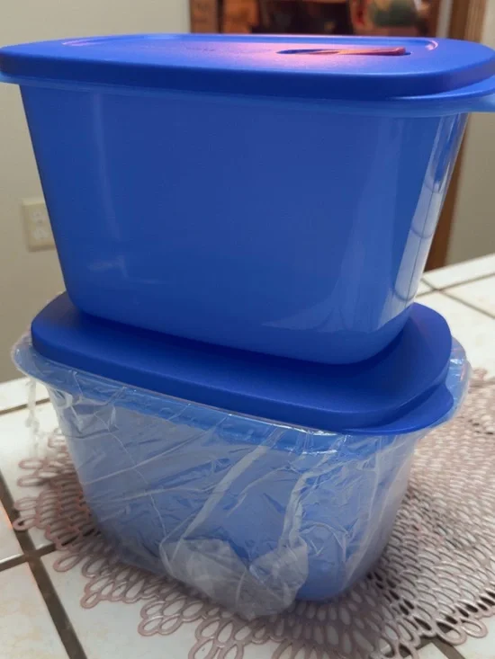 Kitchen storage containers