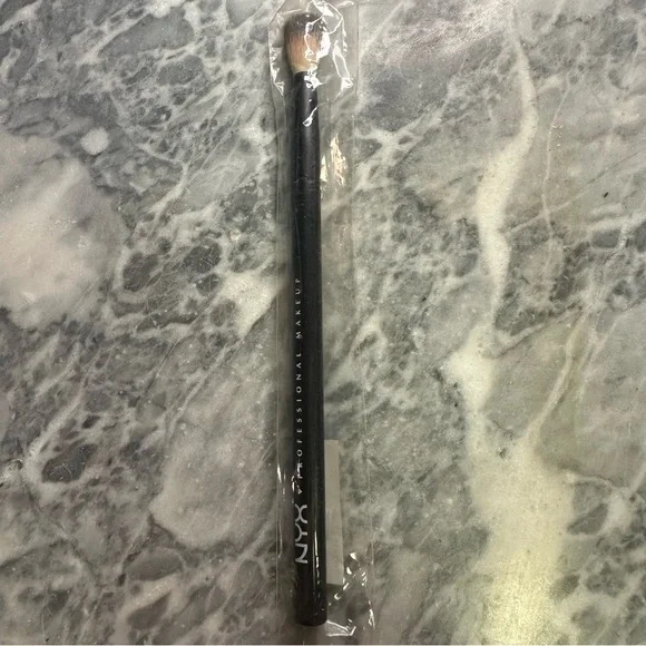 New NYX Makeup Brush 16‎