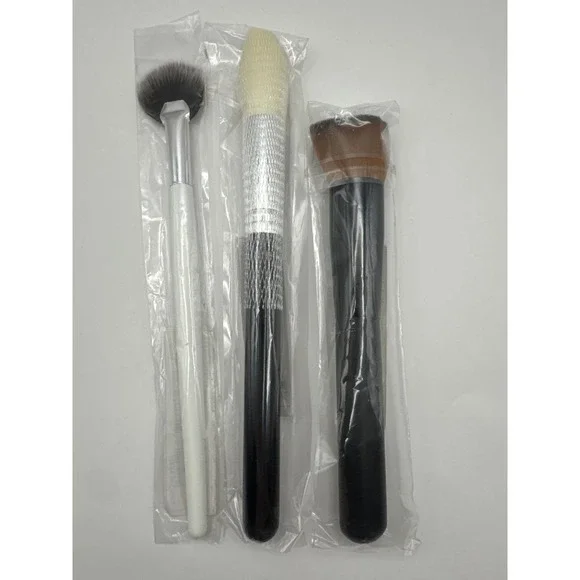 Professional Makeup Brush Set 3 Piece Foundation Powder‎ Blush Applicator Tools