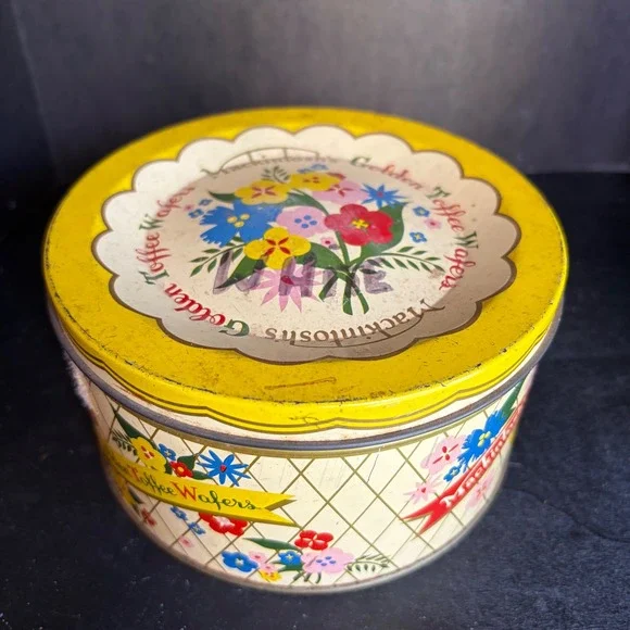 Vintage Mackintoshs Golden Toffee Wafers Tin Floral Made in England 12oz