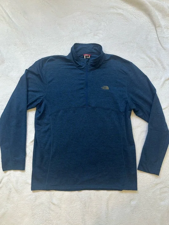 The North Face Men's Dark Blue Half-Zip Performance Pullover