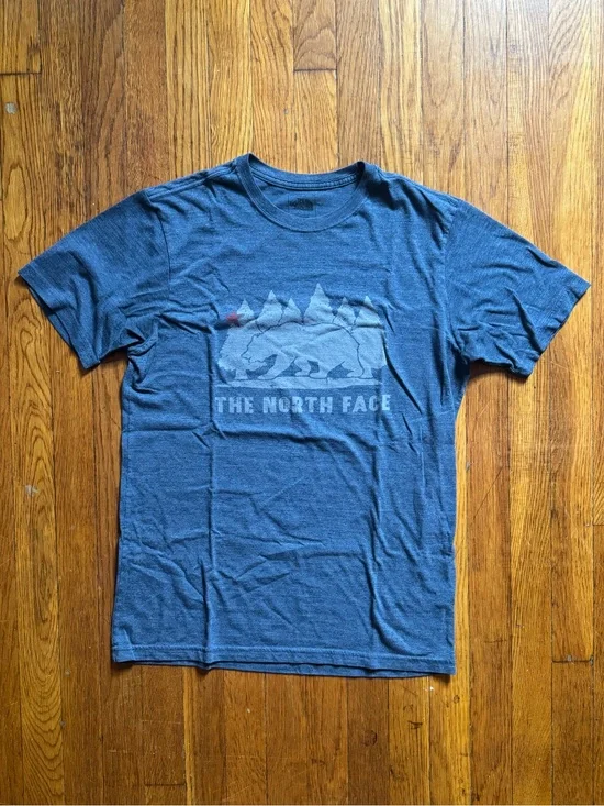 The North Face Men’s Heather Navy Mountain Bear Graphic Tee