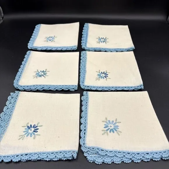6 Linen Lace Bordered Blue Napkins‎ Vintage  10x10 Cream Linen