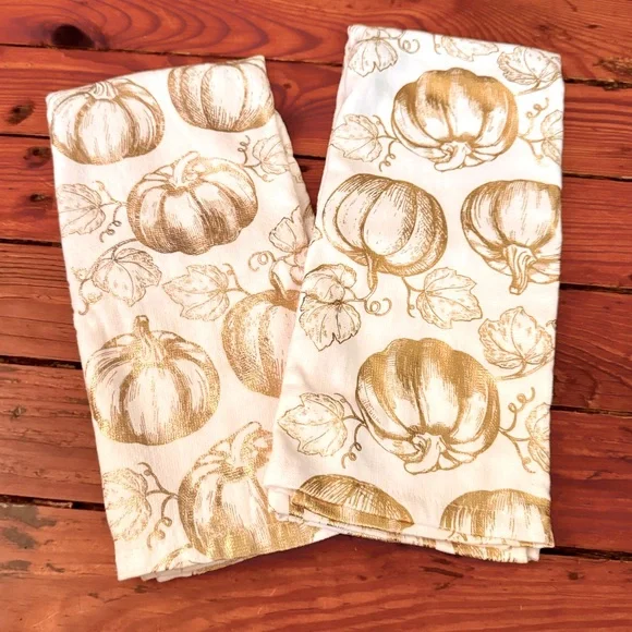 DEBORAH CONNOLLY DESIGNS Kitchen Towels White with Golden Pumpkins Set of 2