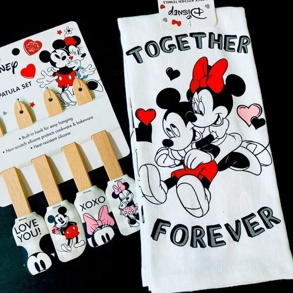 NWT Disney Mickey & Minnie Mouse Love Hearts Kitchen Towels Spatulas Set