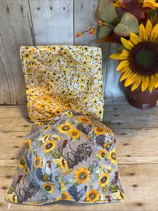 2 Micro/Ice Cream Bowl Cozies Chickens Sunflowers Set of 2