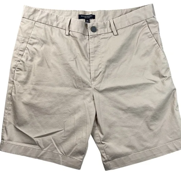 Banana Republic Aiden‎ Shorts Mens 33 Tan Excellent Stretch Chino Khaki Slim Fit