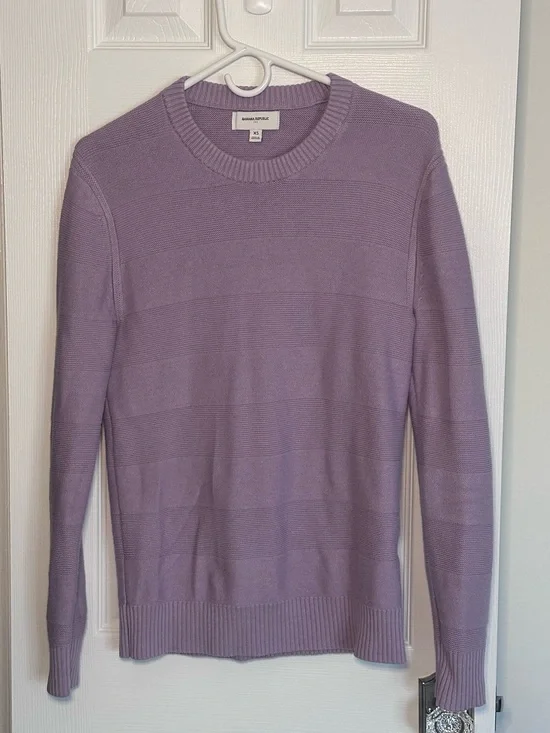 Banana Republic Men's Lavender Crewneck Sweater - Light Purple Knit