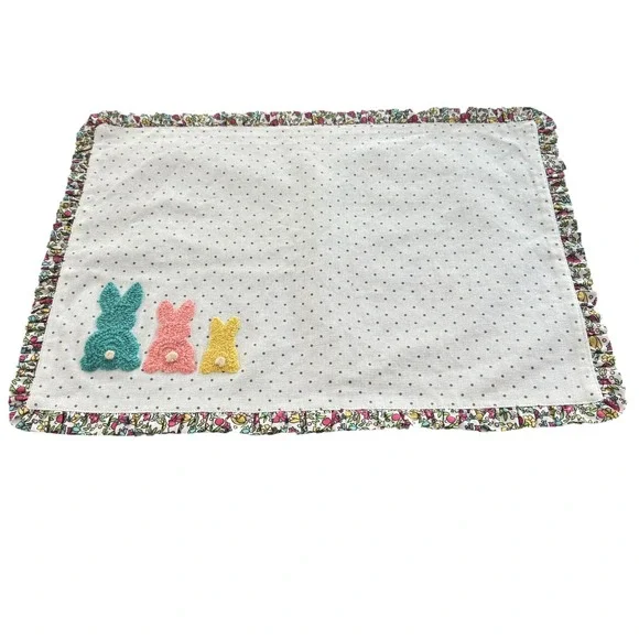Cynthia Rowley Easter Bunny Placemats‎ Set of 4 Reversible Flowers Polka Dots