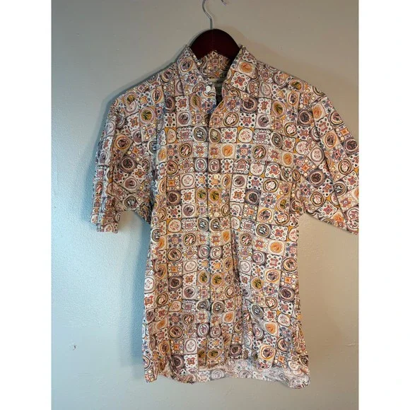 Vintage Banana Republic Mens Small Cotton Short Sleeve Tile Medallion Shirt