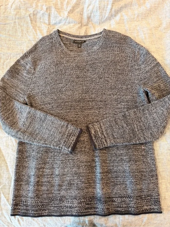 Banana Republic Men's Marled Gray Crewneck Sweater