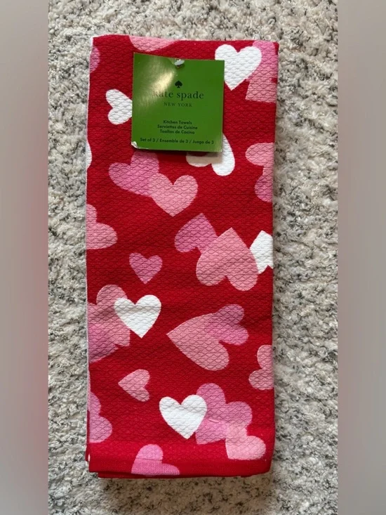 kate spade New York Red Heart Kitchen Towel