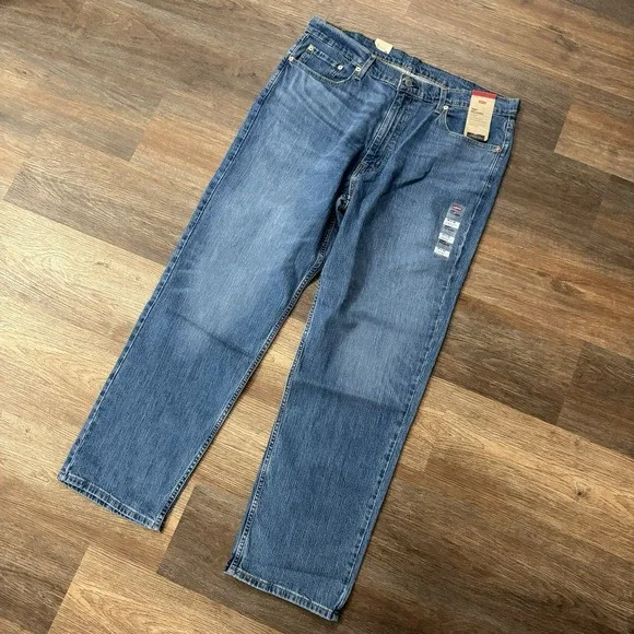 NWT Levi's 550 Relaxed Fit Blue Denim Jeans Stretch Men's‎ Sz 38x32 Casual