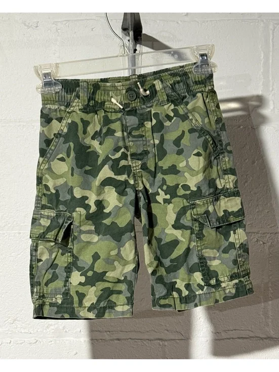 Children’s Place camo print camo shorts size 7 youth kids boys