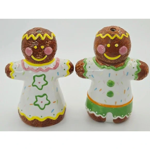 Gingerbread Man and Woman Christmas Sugar Spice‎ Shaker Set Ceramic Holiday