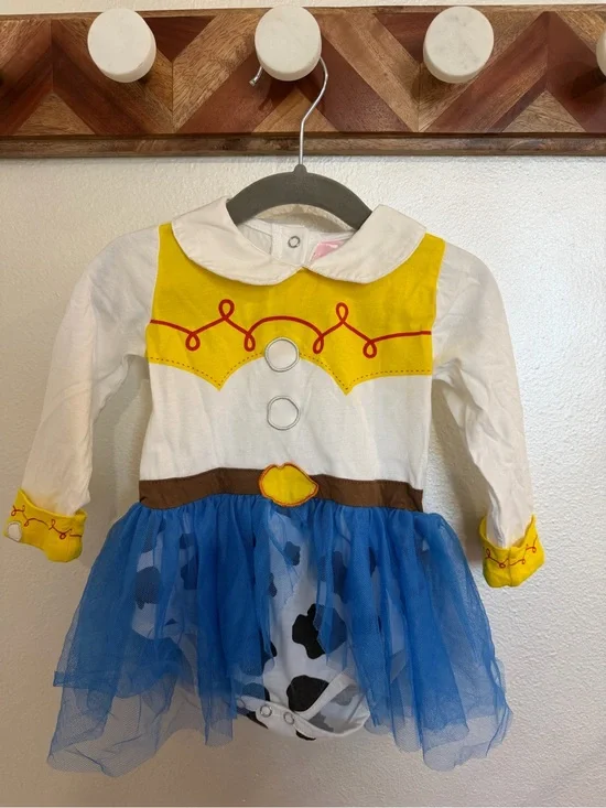 Baby girl Jessie Cowgirl Disney Dress-Up Costume Western Halloween 9-12m