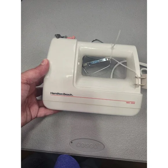 Hamilton Beach White 3 Speed Hand Mixer with Chrome Beaters 8700 Type M24
