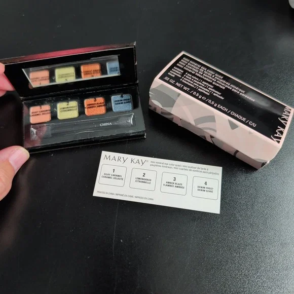 Mary Kay Mini Mineral EyeColor Quad Palette Silky Caramel Lemongrass Amber Blaze