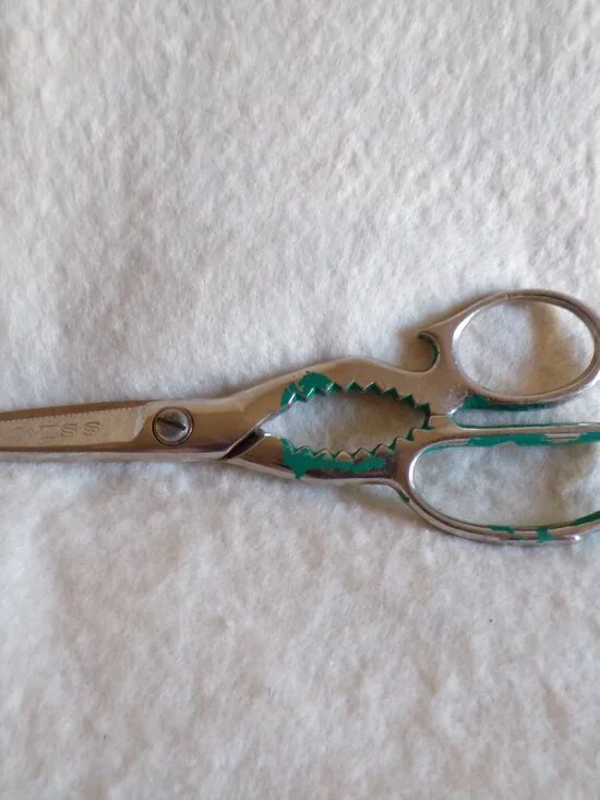 Vintage WISS K.S. Made in USA Scissors Kitchen Shears Cutlery JAr Claw Multi 8