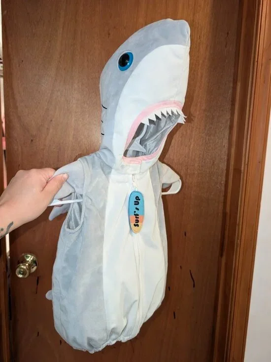 Going Wild Gray Shark Baby/Toddler 12M Halloween Costume Bubble Hem Padded Hood