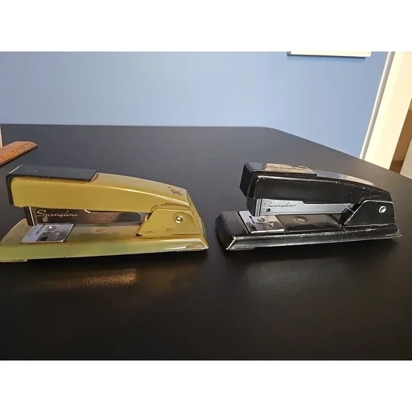 2 Vtg Swingline Model 711 Black Green Desktop 5