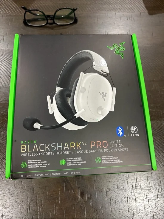 Razer BlackShark V2 Pro Wireless Gaming Headset - White