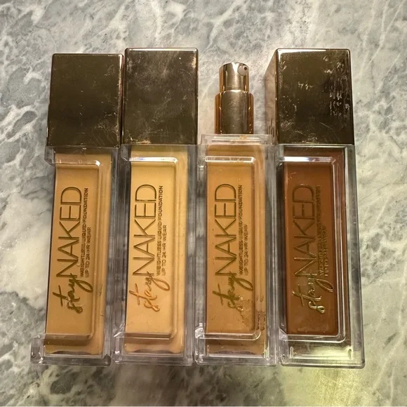 Urban Decay Stay‎ Naked Foundation