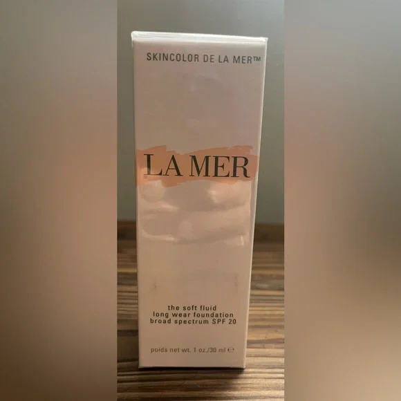 La Mer Soft Fluid Long Wear Foundation Broad Spectrum SPF20 | 1 oz | 450 sepia