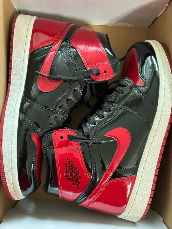 Air Jordan 1 Retro Hide OG- Size 8