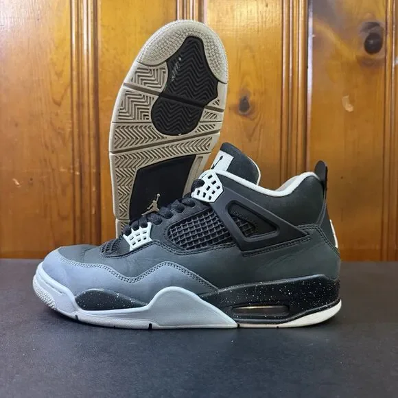 Air Jordan 4 Retro 2024 Fear Pack Size 10.5 FQ8138-002 Gray Suede