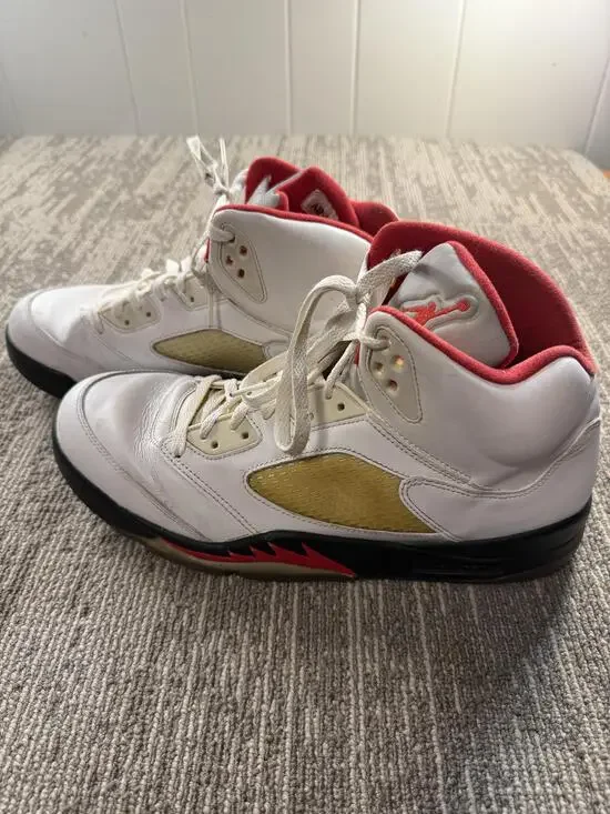 Nike Air Jordan 5 Retro Shoes Mens Size 13 White Red Black Fire Red 136027-100
