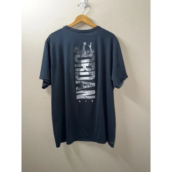 Men's Air Jordan Shirt Size XL