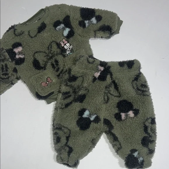 Disney Baby Outfit size NB