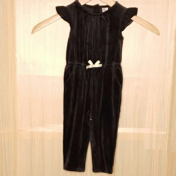 Osh Kosh B'gosh Toddler Grey Velvet Pantsuit. 18 M