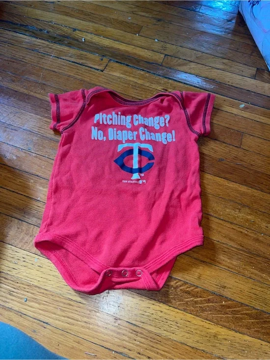 Red Minnesota Twins Kids One-Piece Bodysuit Onsie with Playful Print - 18M
