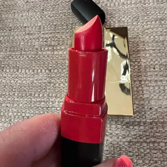 Bobbi Brown and Estée Lauder lipstick bundle full size