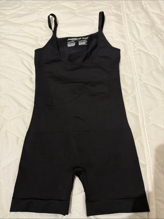 Shapermint Black Women One-Piece Bodysuit with Adjustable Straps