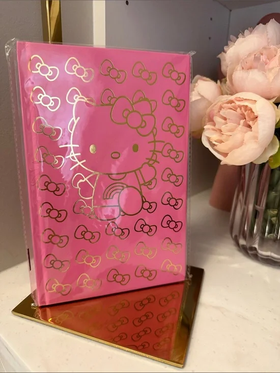 Hello Kitty NIP Pink Hardcover notebook with Gold Foil Bow Design