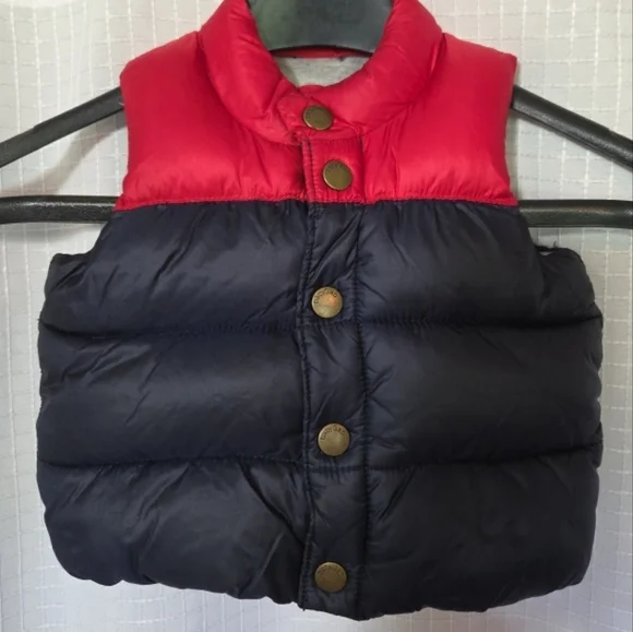Baby Gap Puffer Vest 0-6 Months