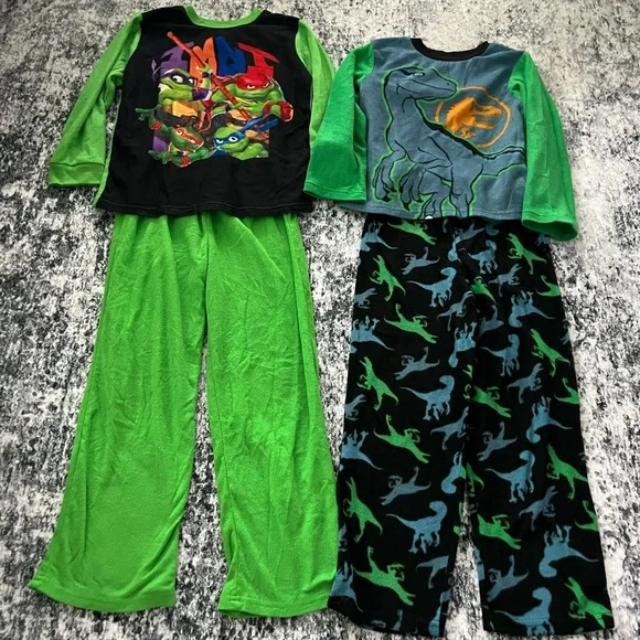 Kids Green and Black TMNT & Jurassic Park Pajama Sets‎ M (8)